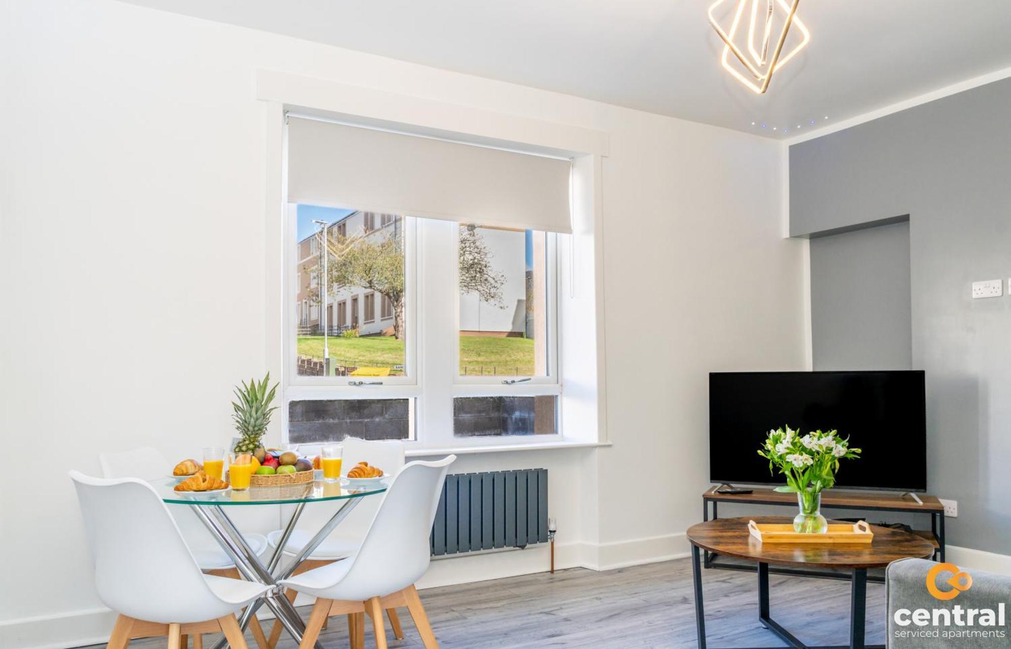 Central Serviced Apartments - 2 Bedroom - Free Street Parking - Fast Wifi - Smart Tvs In All Rooms - Ground Level - Family Neighbourhood - 3 X Double Beds - Heating 24-7 - Trade Stays - Weekly & Monthly Offers Dundee Exterior foto